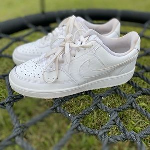 Nike Women’s Court Vision Low